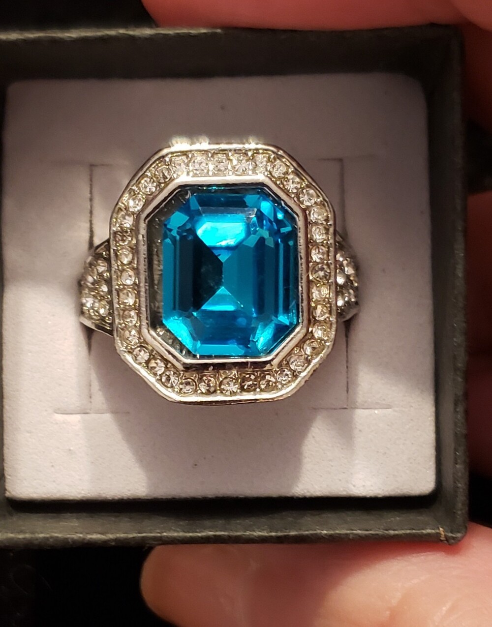 NEW Blue Topaz Fashion Ring, S.P., SZ 10, Caribbean Sea Blue,  Halo Pavé, WOW!